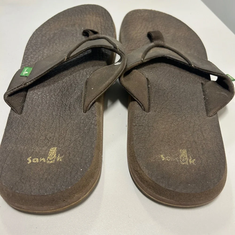 Sanuk Beer Cozy Brown Yoga Mat Flip Flop Sandals Mens Casual Beach Thong size 12